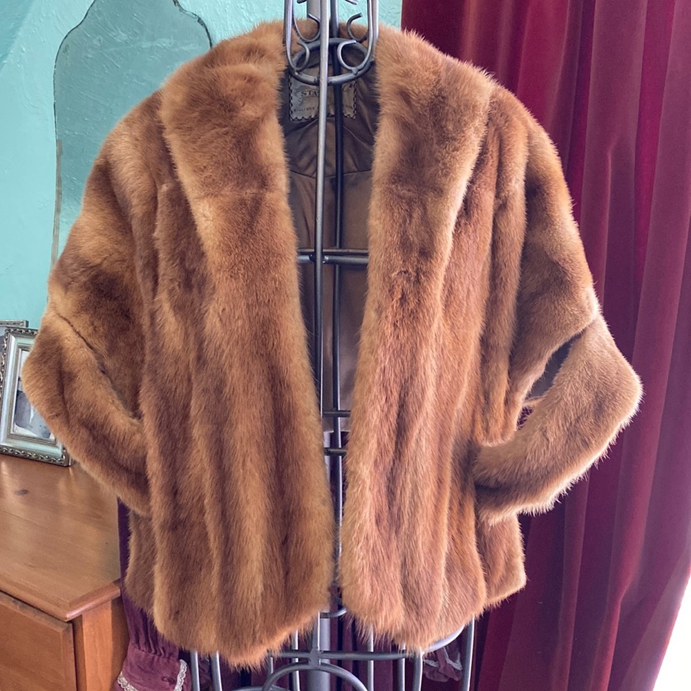 Gorgeous Real Fur Vintage Stole! Just in time for the Holidays!